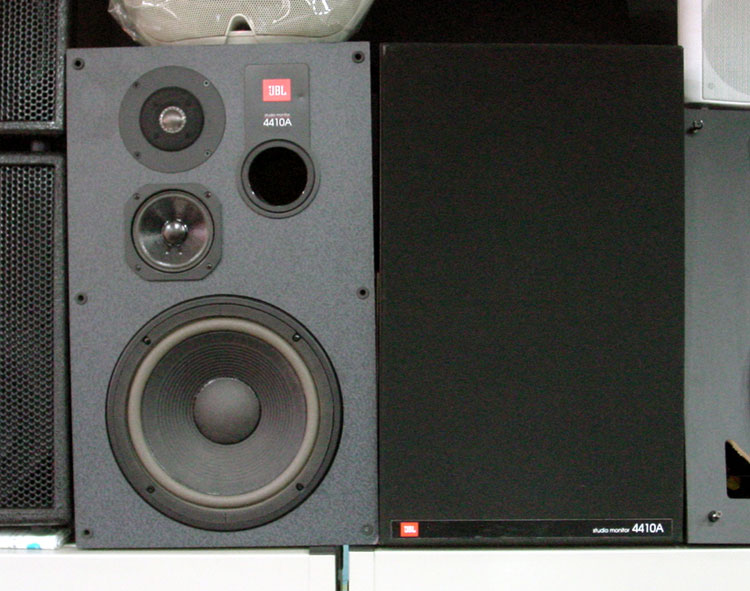 jbl4410axx131228x02.jpg